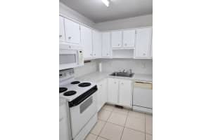 770 2nd Avenue, Deerfield Beach, FL 33441 - MLS#B26017791