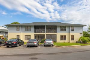 6547 Federal Highway, Stuart, FL 34997 - MLS#B26017814