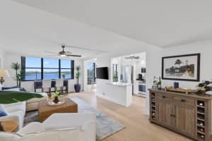 1648 Jupiter Cove Drive, Jupiter, FL 33469 - MLS#B26017821