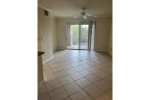 6533 Emerald Dunes Drive, West Palm Beach, FL 33411 - MLS#B26017826