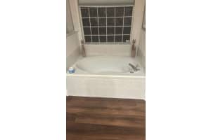 357 24th Ave Avenue, Vero Beach, FL 32962 - MLS#B26017847