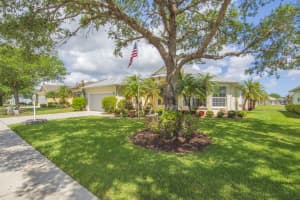 5370 1st Sq Square, Vero Beach, FL 32968 - MLS#B26017851