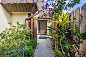 3548 Gardens East Drive, Palm Beach Gardens, FL 33410 - MLS#B26017884