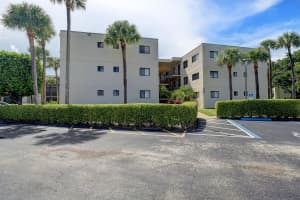 5370 Las Verdes Circle, Delray Beach, FL 33484 - MLS#B26017889