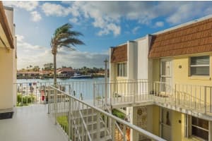 1315 Bayshore Drive, Fort Pierce, FL 34949 - MLS#B26017894