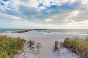 1315 Bayshore Drive, Fort Pierce, FL 34949 - MLS#B26017894