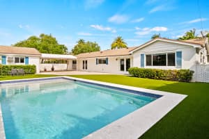 260 Lakewood Road, West Palm Beach, FL 33405 - MLS#B26017905