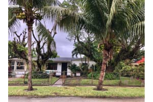 637 Troy Boulevard, West Palm Beach, FL 33409 - MLS#B26017906