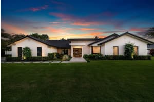 926 35th Court, Boynton Beach, FL 33435 - MLS#B26017909