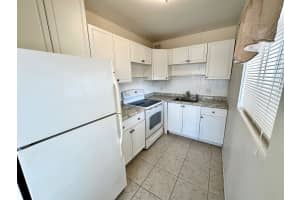 2880 Lake Osborne Drive, Lake Worth Beach, FL 33461 - MLS#B26017932