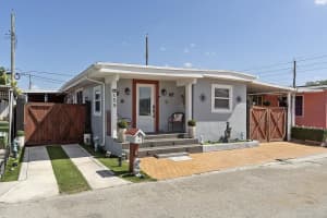 3205 16th Avenue, Hialeah, FL 33012 - MLS#B26017955