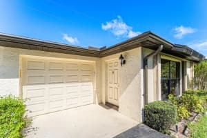 4922 Dovewood Road, Boynton Beach, FL 33436 - MLS#B26017977