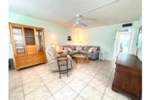 289 Markham N, Deerfield Beach, FL 33442, Deerfield Beach, FL 33442 - MLS#B26017987