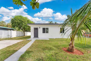 2625 10th Street, Pompano Beach, FL 33069 - MLS#B26017997