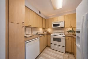2809 Course Drive, Pompano Beach, FL 33069 - MLS#B26018027