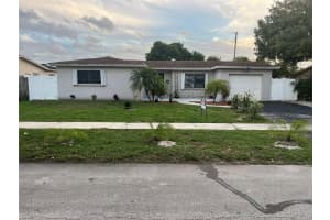 5020 16th Court, Lauderhill, FL 33313 - MLS#B26018039