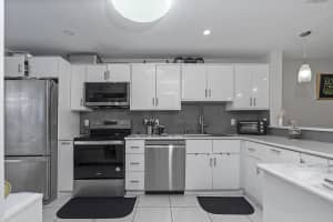 1177 98th Terrace, Pembroke Pines, FL 33024 - MLS#B26018051