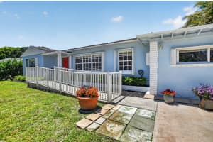 277 3rd Court, Boca Raton, FL 33432 - MLS#B26018078