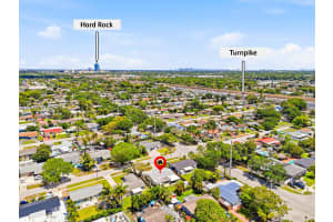 6410 Harding Street, Hollywood, FL 33024 - MLS#B26018123