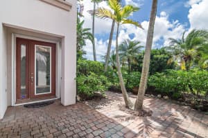 2002 Graden Drive, Palm Beach Gardens, FL 33410 - MLS#B26018129