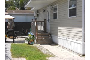 4633 73rd Avenue, Davie, FL 33314 - MLS#B26018136