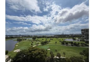 2000 Presidential Way, West Palm Beach, FL 33401 - MLS#B26018138