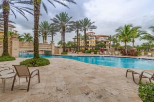 16101 Emerald Estates Dr APT 146, Weston, FL 33331, - MLS#B26018162