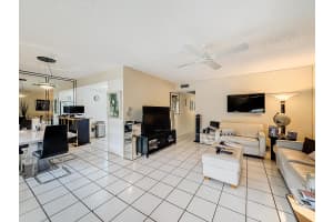2114 Oakridge V, Deerfield Beach, FL 33442, Deerfield Beach, FL 33442 - MLS#B26018198