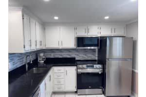 300 26th Avenue, Boynton Beach, FL 33435 - MLS#B26018215