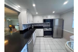 300 26th Avenue, Boynton Beach, FL 33435 - MLS#B26018215