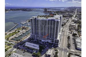 220 Lake Shore Drive, Lake Park, FL 33403 - MLS#B26018217