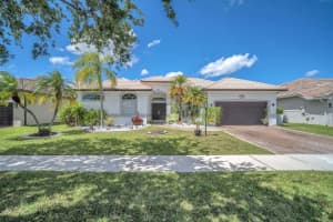 16423 Segovia Circle, Fort Lauderdale, FL 33331 - MLS#B26018228