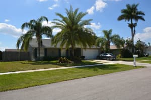 1379 Pinetta Circle, Wellington, FL 33414 - MLS#B26018230