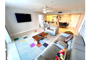 1 Las Olas Circle, Fort Lauderdale, FL 33316 - MLS#B26018235