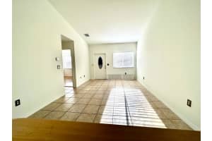 621 78th Terrace, Pembroke Pines, FL 33024 - MLS#B26018240