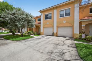 513 Talia Circle, Palm Springs, FL 33461 - MLS#B26018261