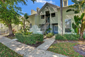 1050 Crystal Way, Delray Beach, FL 33444 - MLS#B26018281