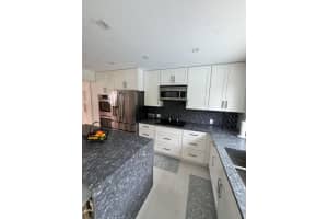 92 18th Ave Avenue, Lake Worth Beach, FL 33460 - MLS#B26018283