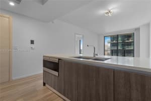 801 Miami Avenue, Miami, FL 33131 - MLS#B26018321