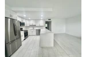2003 Lincoln, Boca Raton, FL 33434, Boca Raton, FL 33434 - MLS#B26018340