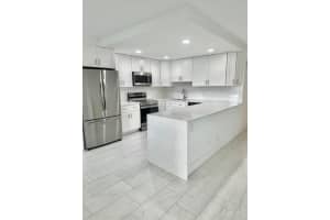 2003 Lincoln, Boca Raton, FL 33434, Boca Raton, FL 33434 - MLS#B26018340