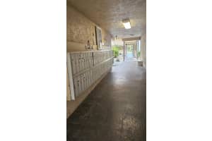 2840 Somerset Drive, Lauderdale Lakes, FL 33311 - MLS#B26018344