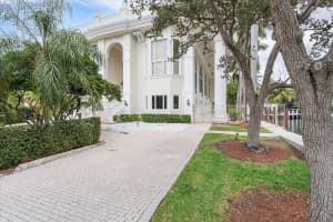 414 Riviera Isle Drive, Fort Lauderdale, FL 33301 - MLS#B26018349