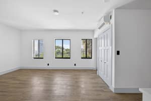 2032 Dixie Highway, West Palm Beach, FL 33407 - MLS#B26018355