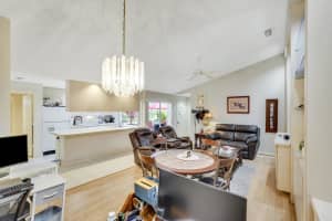 10102 Chapman Oak Court, Palm Beach Gardens, FL 33410 - MLS#B26018414