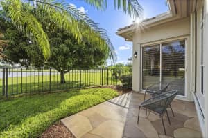 2165 Regents Boulevard, West Palm Beach, FL 33409 - MLS#B26018427