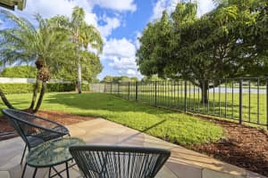 2165 Regents Boulevard, West Palm Beach, FL 33409 - MLS#B26018427