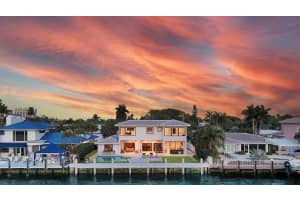 4555 Tradewinds Avenue, Lauderdale By The Sea, FL 33308 - MLS#B26018433