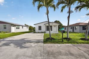 1440 Ac Evans Street, Riviera Beach, FL 33404 - MLS#B26018455