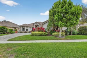 10337 Trianon Place, Wellington, FL 33449 - MLS#B26018480
